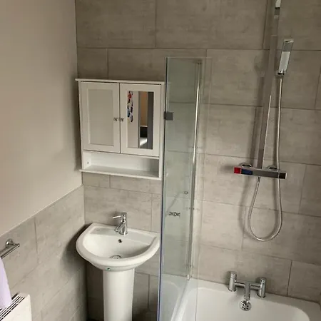 Ormesby Lodge, * مدليسبره