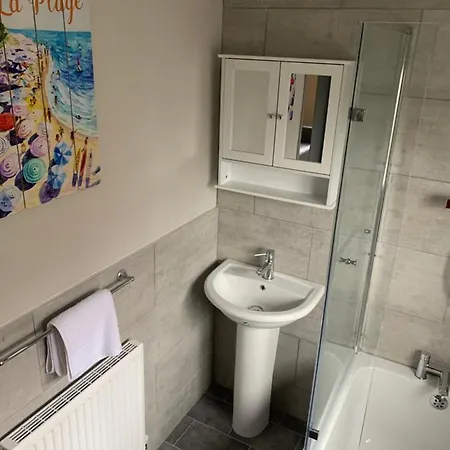 بيت للعطل Ormesby Lodge, مدليسبره
