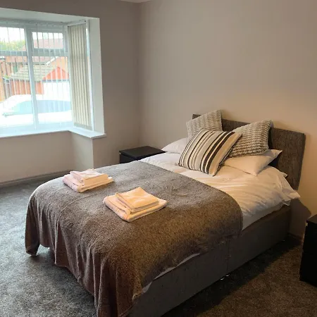Ormesby Lodge, بيت للعطل